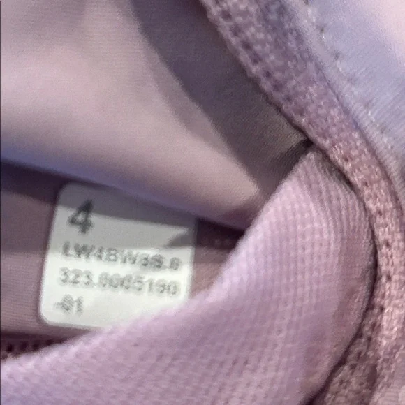 Lululemon Always Effortless Jacket
Dusty Rose - Picture 13 of 15